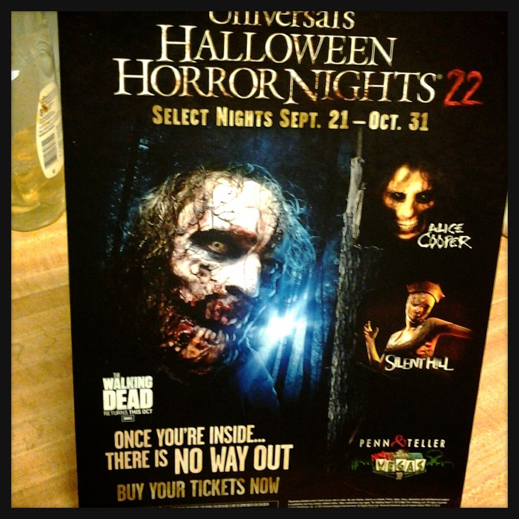 hhn22standee.jpg